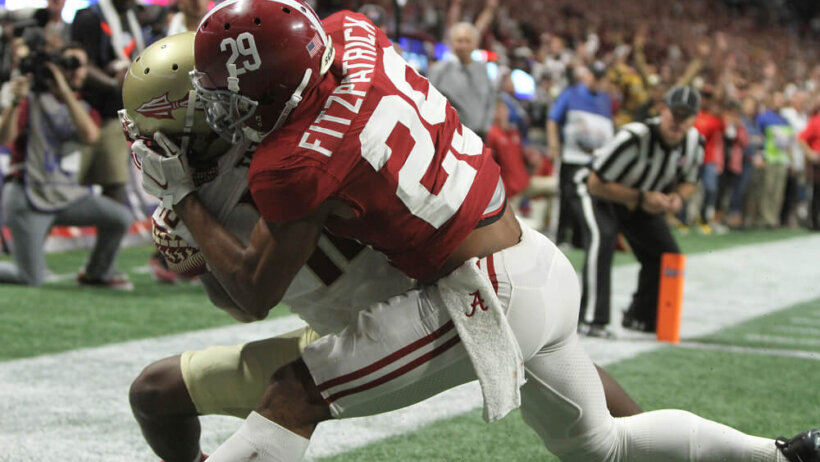 Minkah Fitzpatrick tackles a Florida State receiver