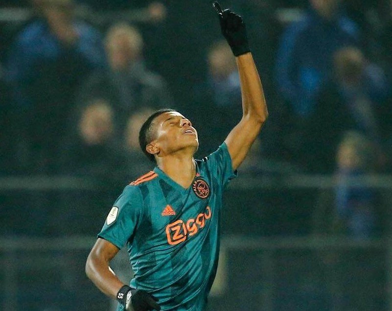 David Neres celebrates another goal for Ajax Amsterdam