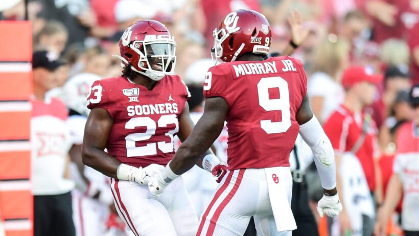 The Oklahoma Sooners against South Dakota