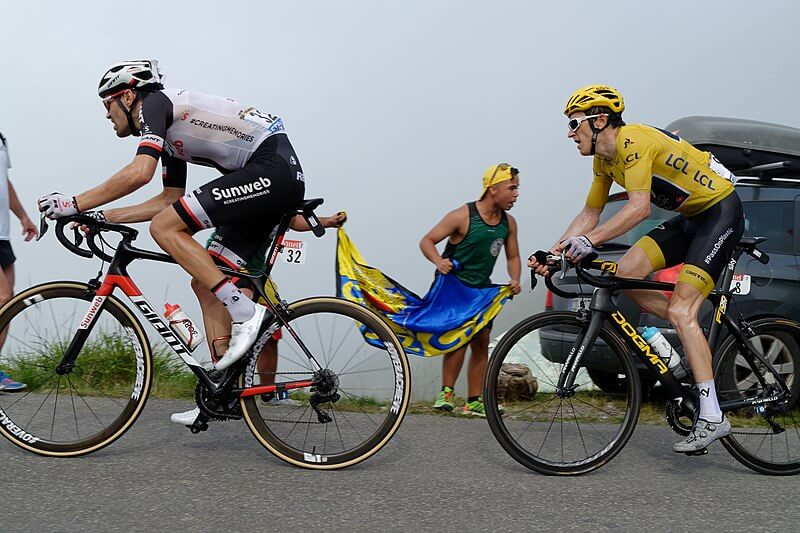 TDF riders grinding out a climb.