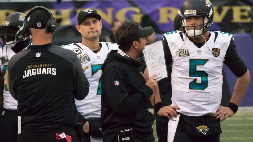 Blake Bortles talking with coaches