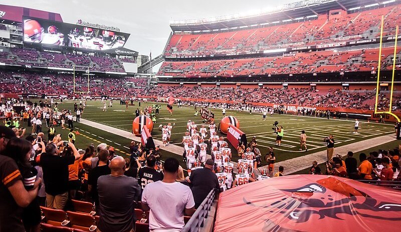 Cleveland Browns entering the stadium.