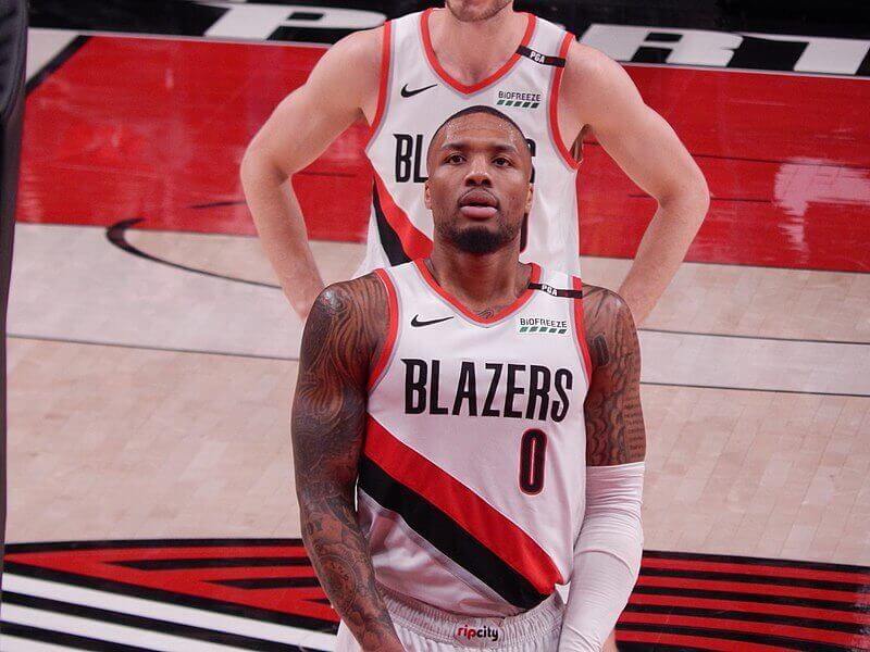 Damian Lillard shooting free throw