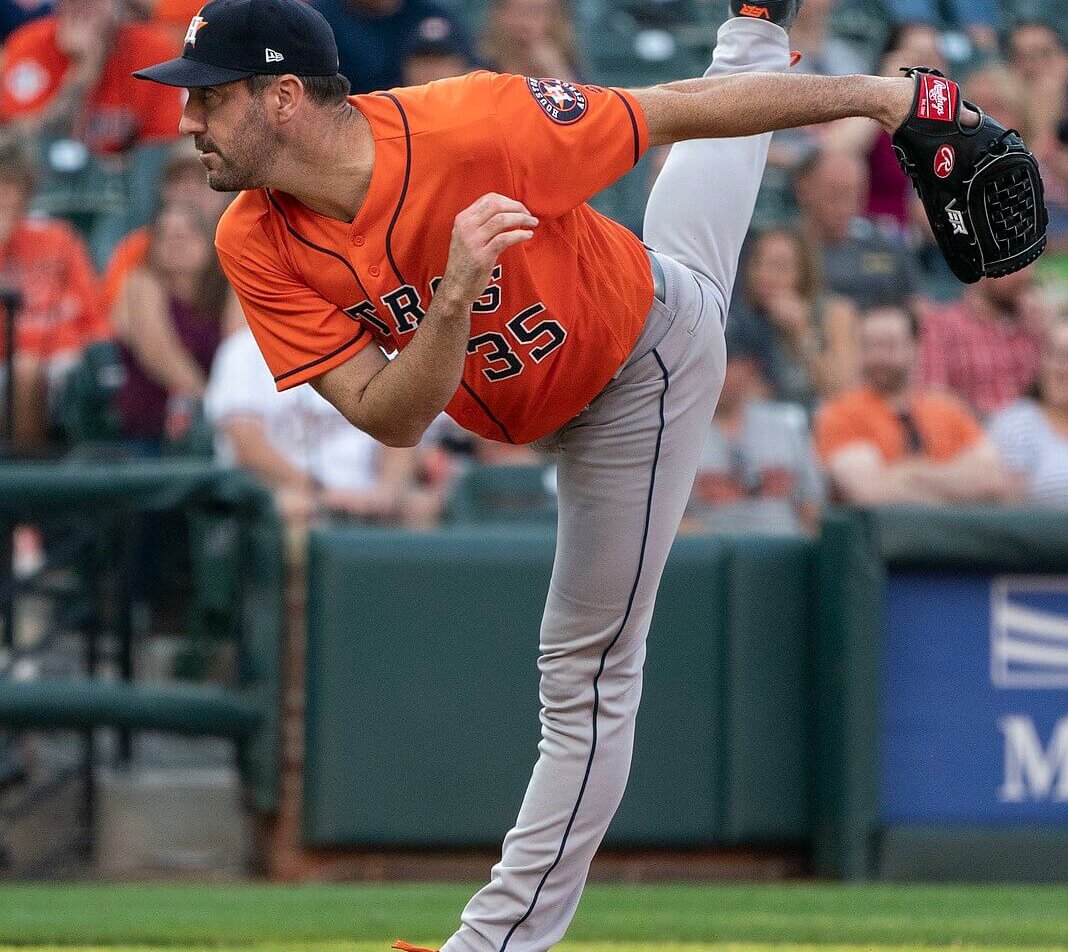 Justin Verlander throwing off the mound.