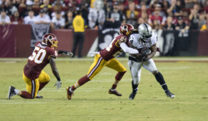 Marshawn Lynch running