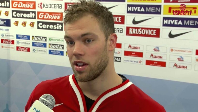Taylor Hall doing an interview