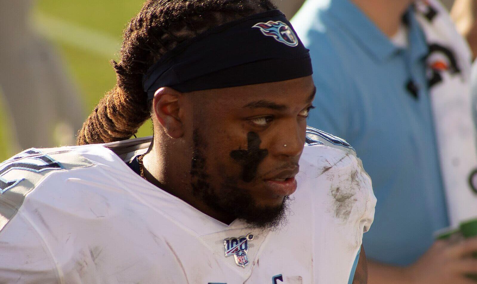 Derrick Henry on sideline