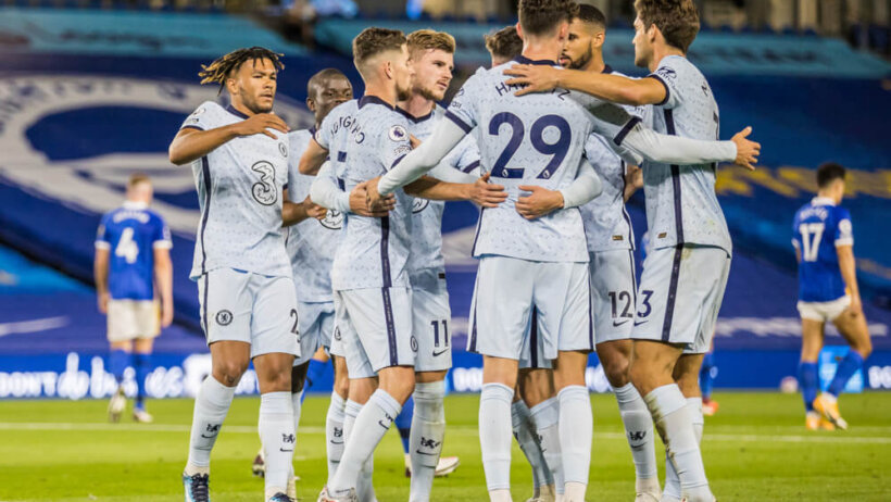 Chelsea celebrate at Brighton