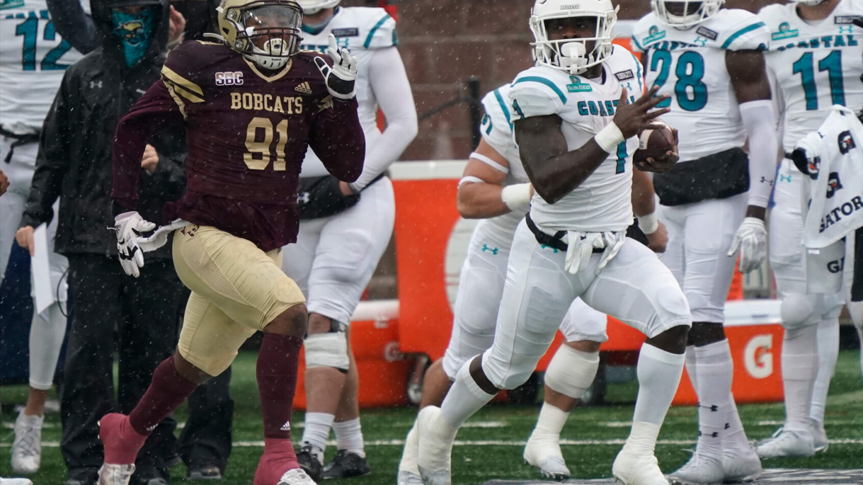 CJ Marable breaks away