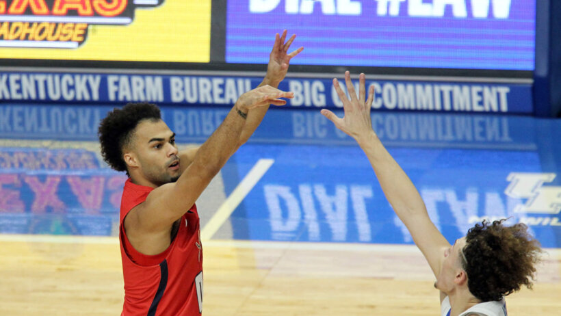Jacob Gilyard shoots
