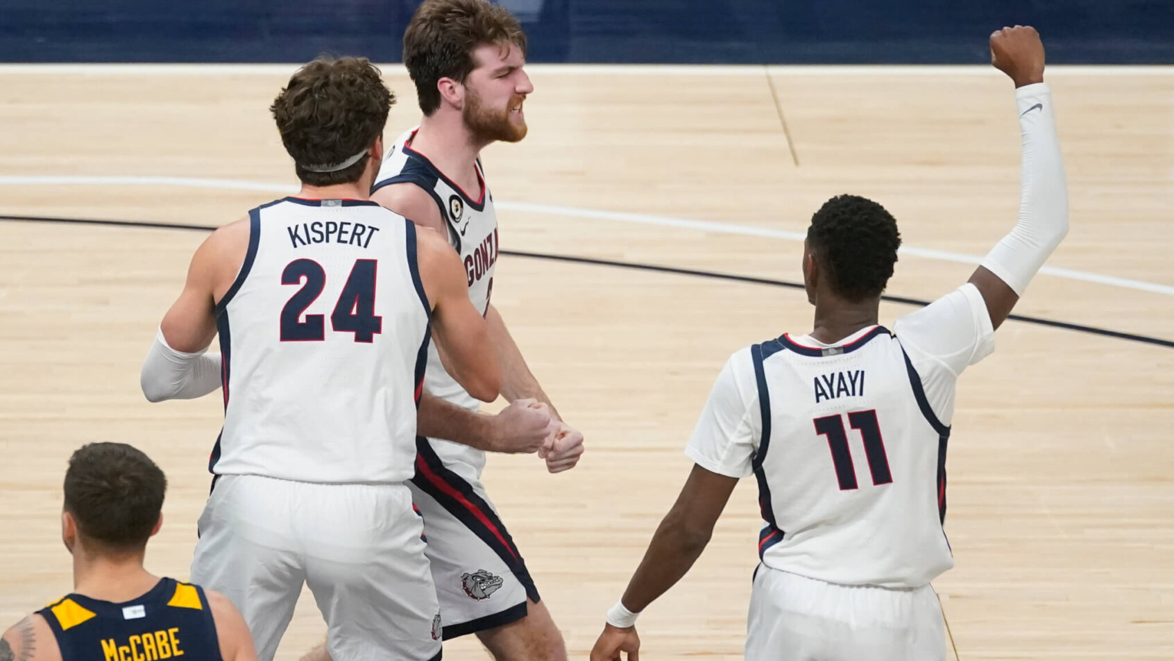 Gonzaga's Drew Timme celebrates with Corey Kispert