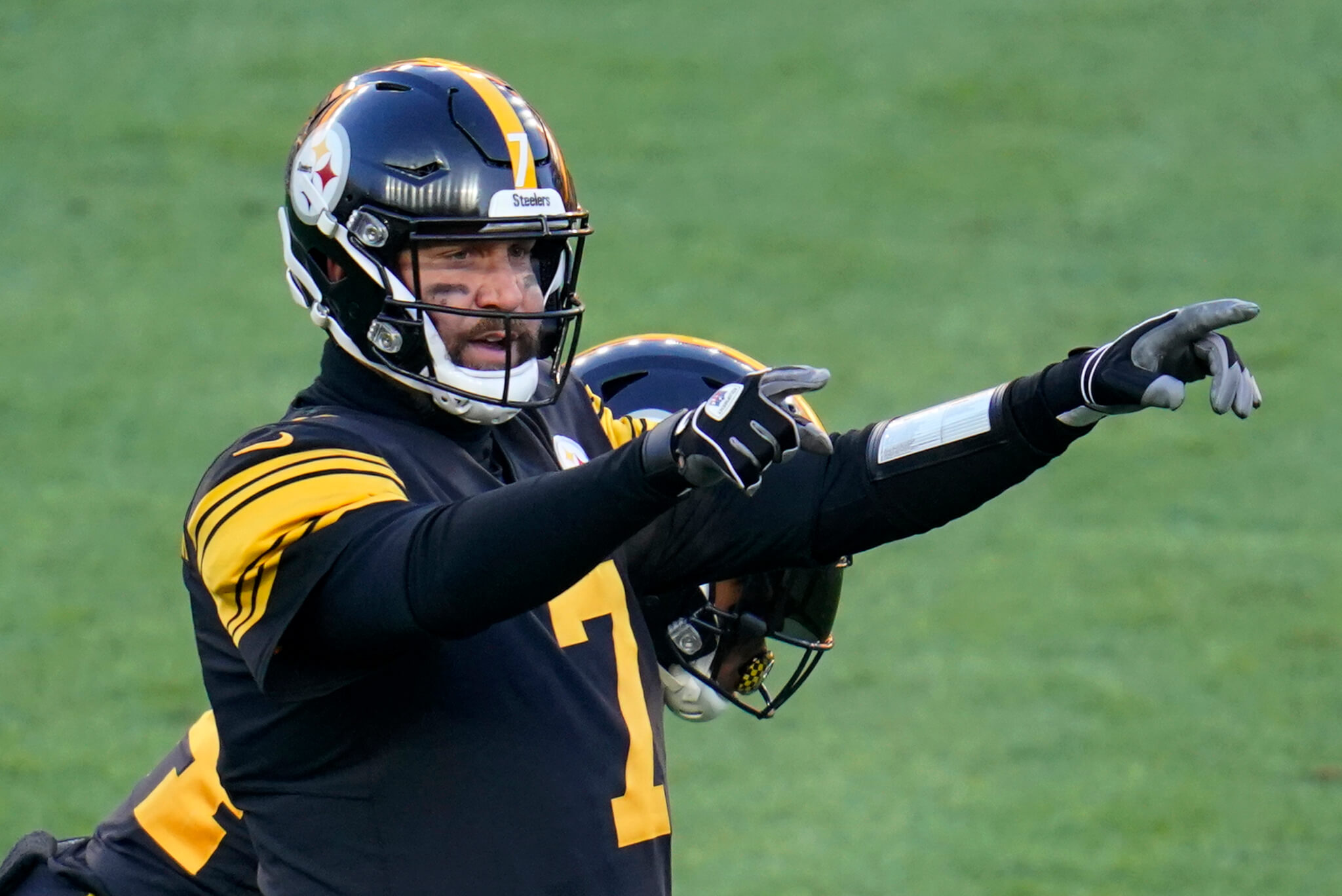 Washington vs Pittsburgh Picks, Odds & Preview