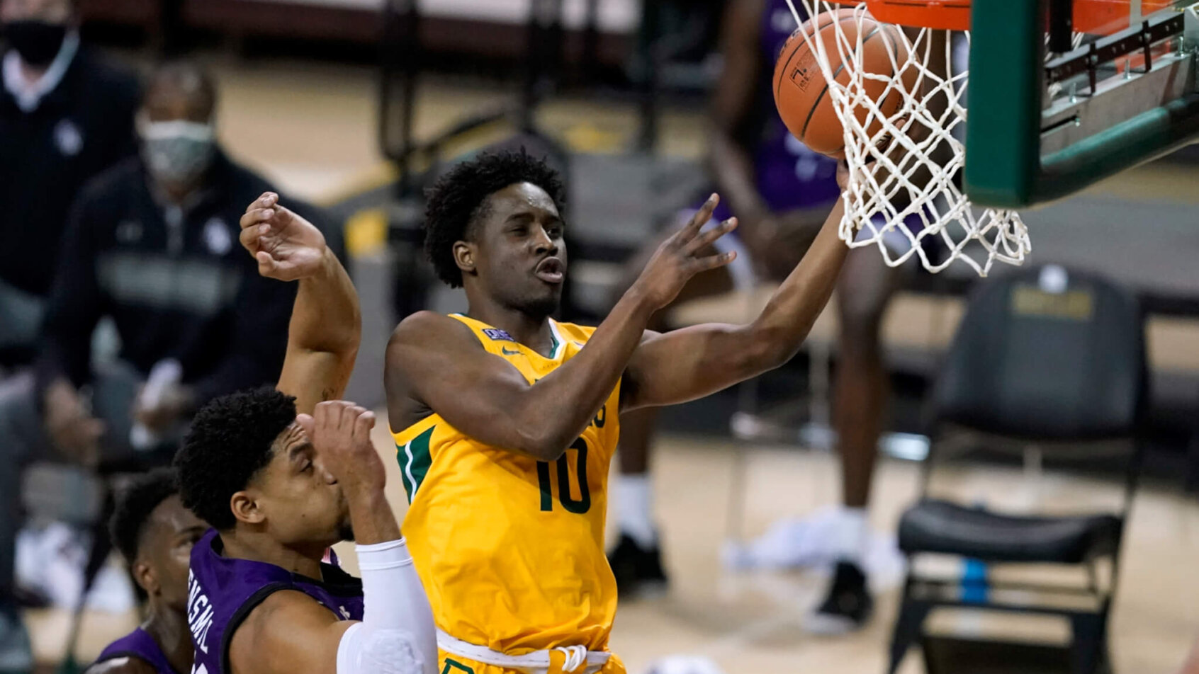 Adam Flagler layup at the rim