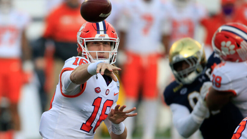 Trevor Lawrence throwing