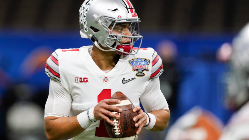 Justin Fields throwing