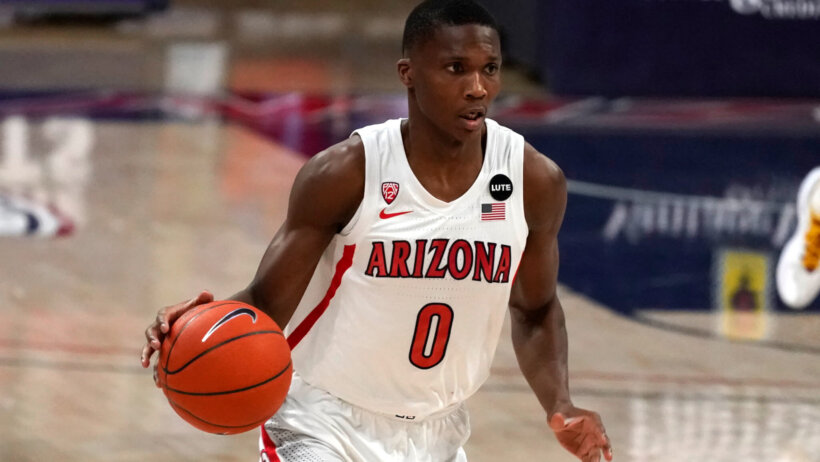 Bennedict Mathurin dribbling basketball