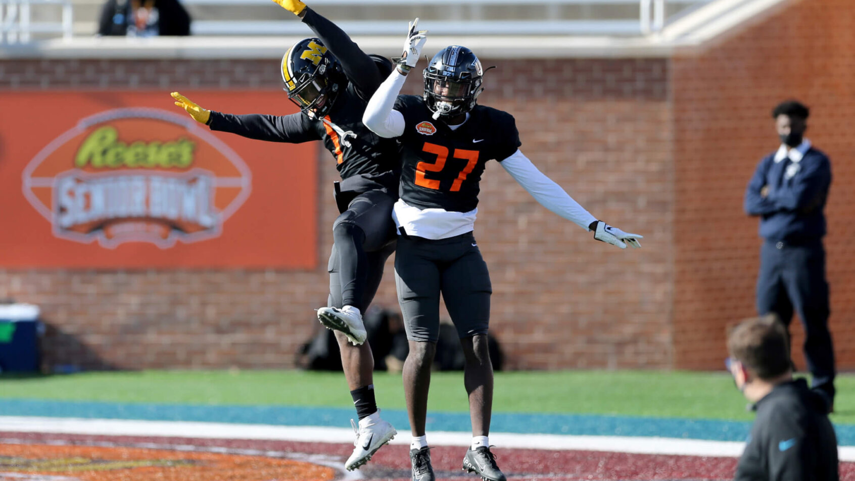 Senior Bowl practice
