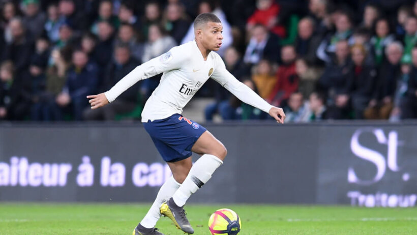 Kylian Mbappe against Saint Etienne