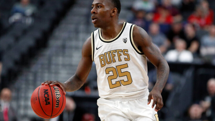 Colorado's McKinley Wright IV dribbling