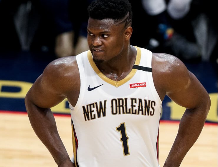 Zion Williamson hands on hips