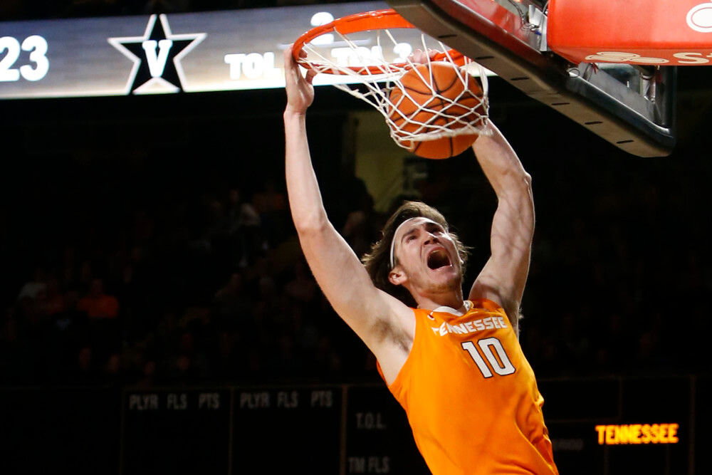 John Fulkerson dunking
