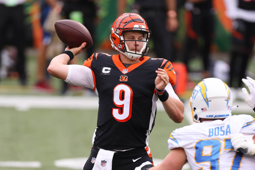 Joe Burrow looking to pass