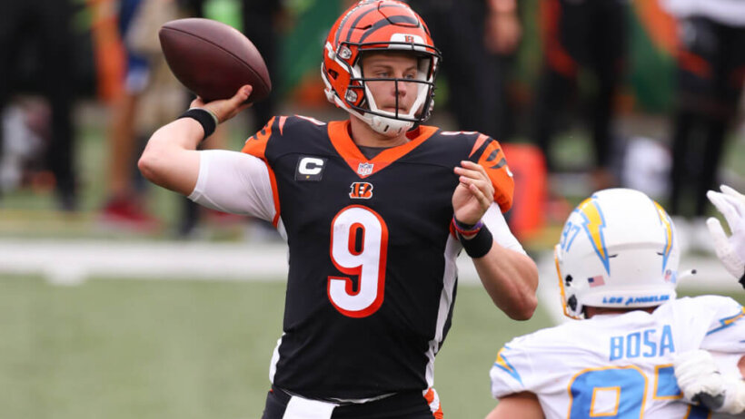 Joe Burrow looking to pass