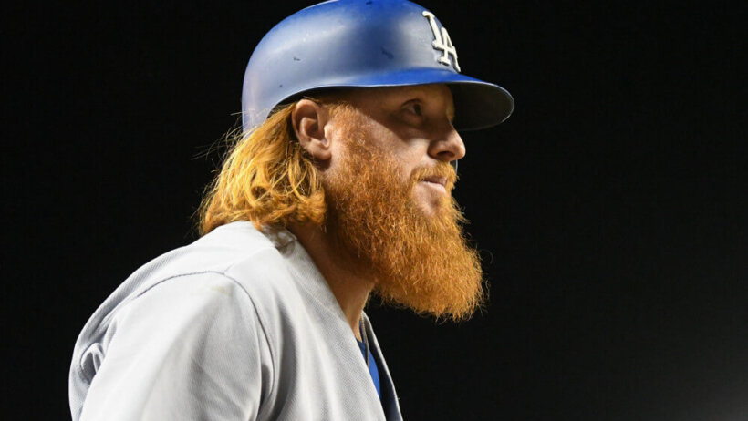 Justin Turner awaiting his turn at the plate