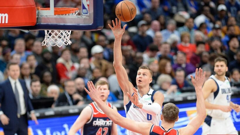 Kristaps Porzingis floater
