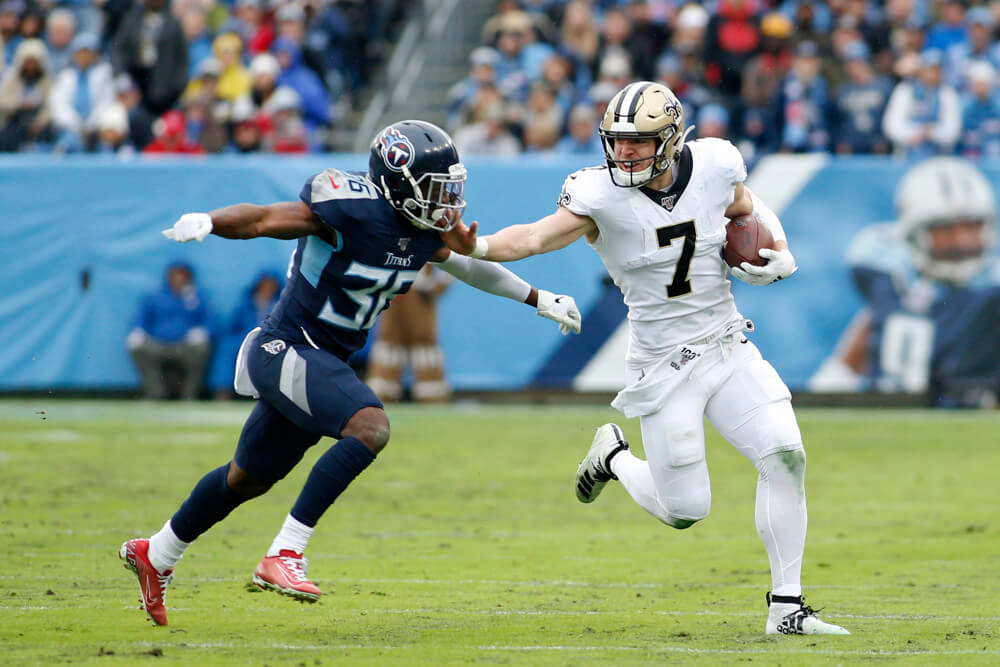 Taysom Hill running