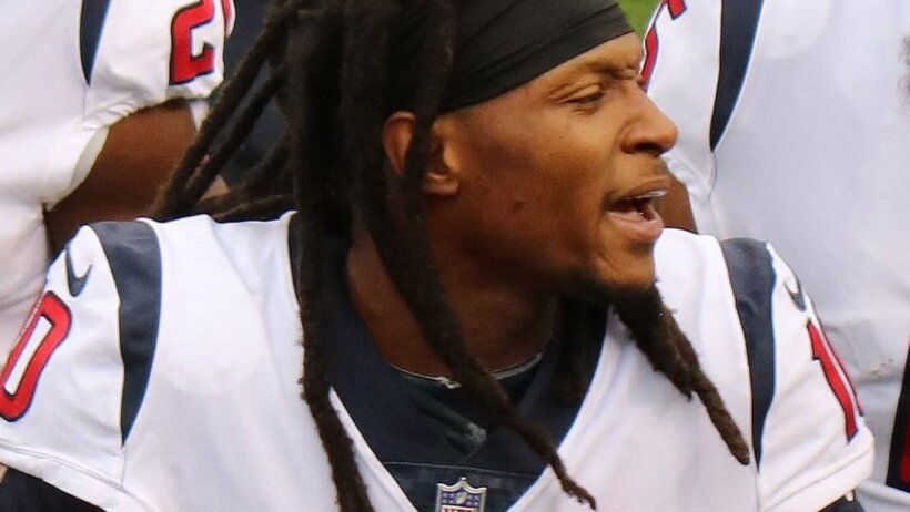 DeAndre Hopkins on the Texans sideline