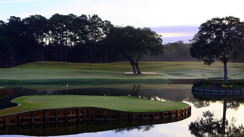TPC Sawgrass 17th hole