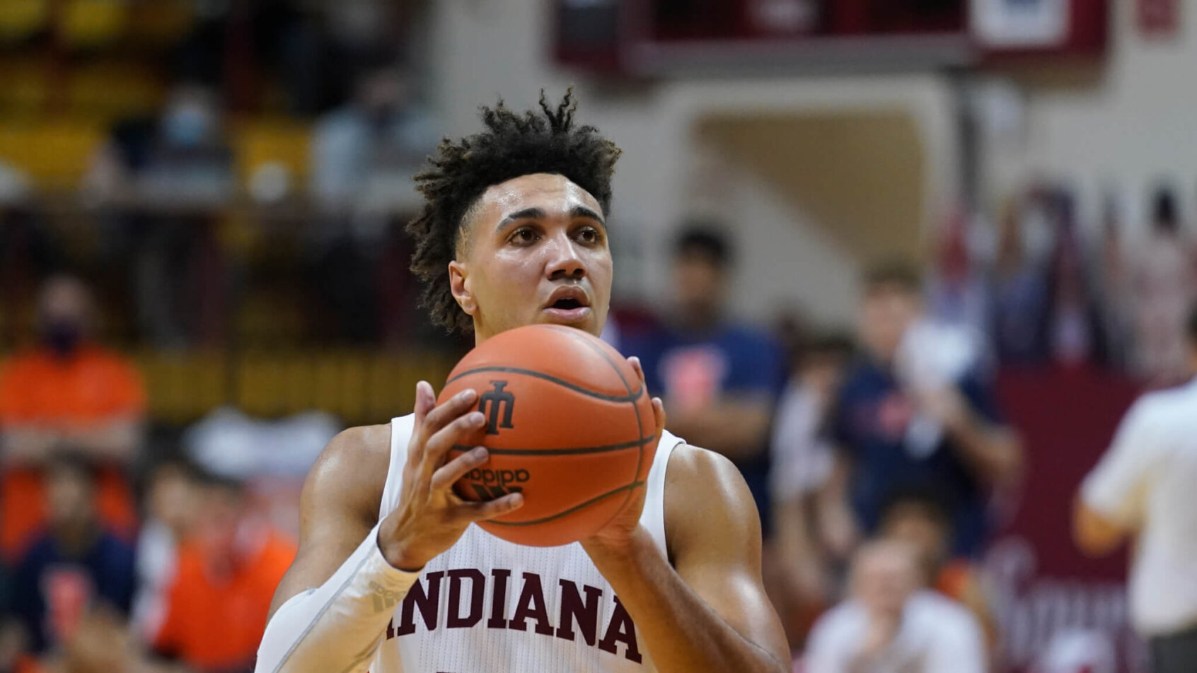 Trayce Jackson-Davis shooting a free throw