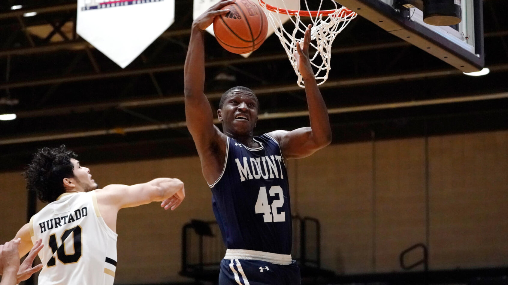 Mount St. Mary's dunks