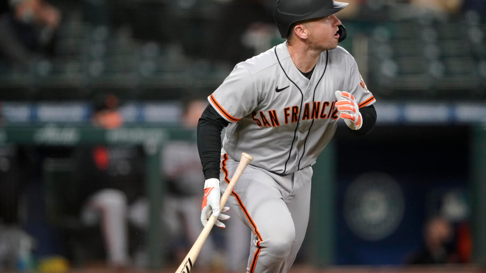 Buster Posey running out of the batter's box