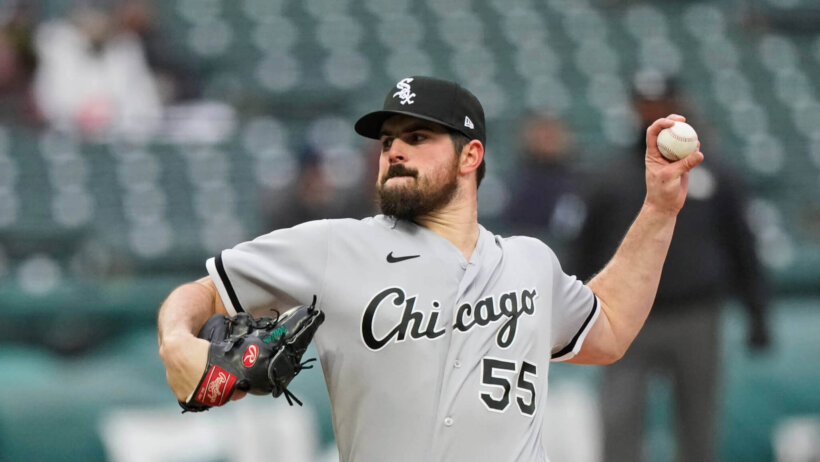 Carlos Rodon delivers a pitch