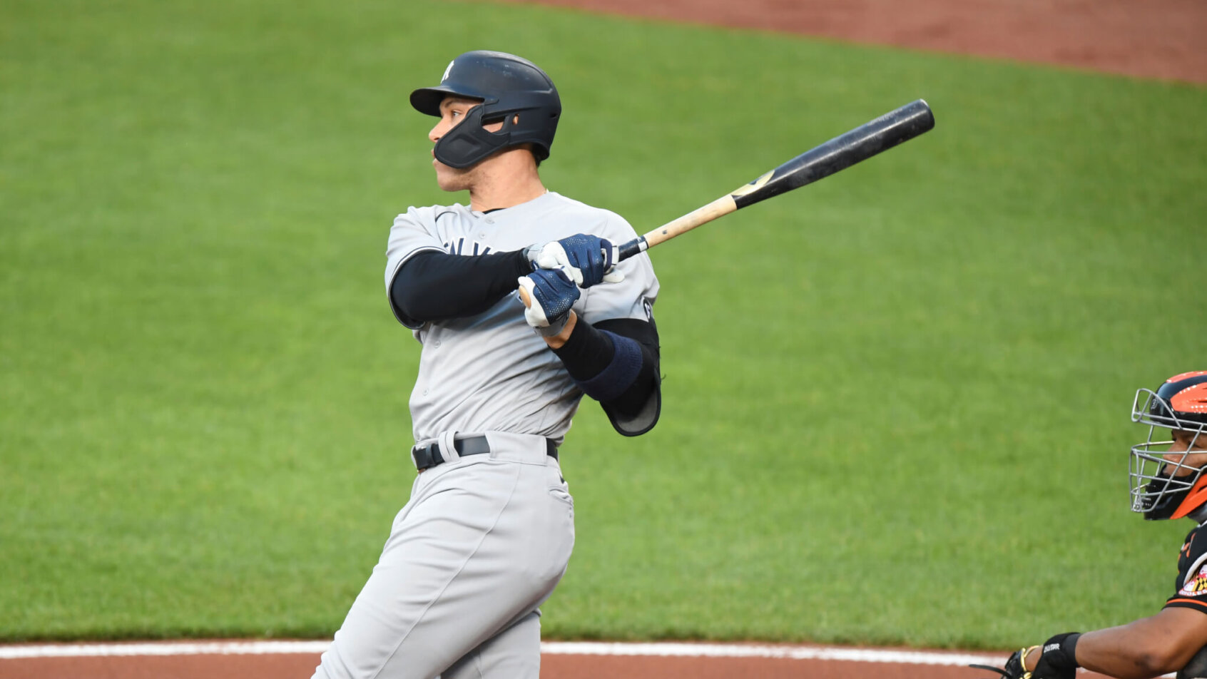 Aaron Judge swings at pitch