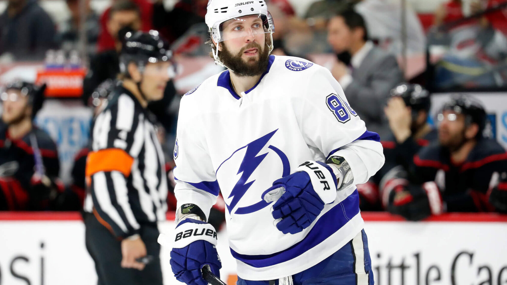 Tampa Bay Lightning vs Carolina Hurricanes Game 5 odds