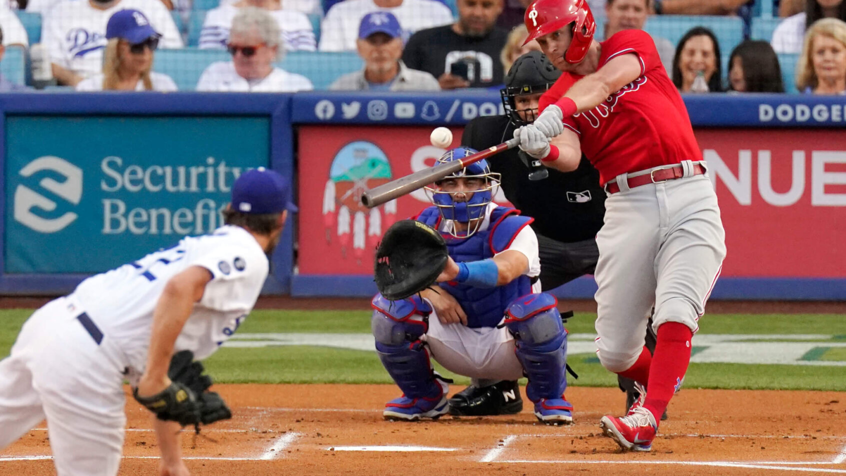 Rhys Hoskins swinging
