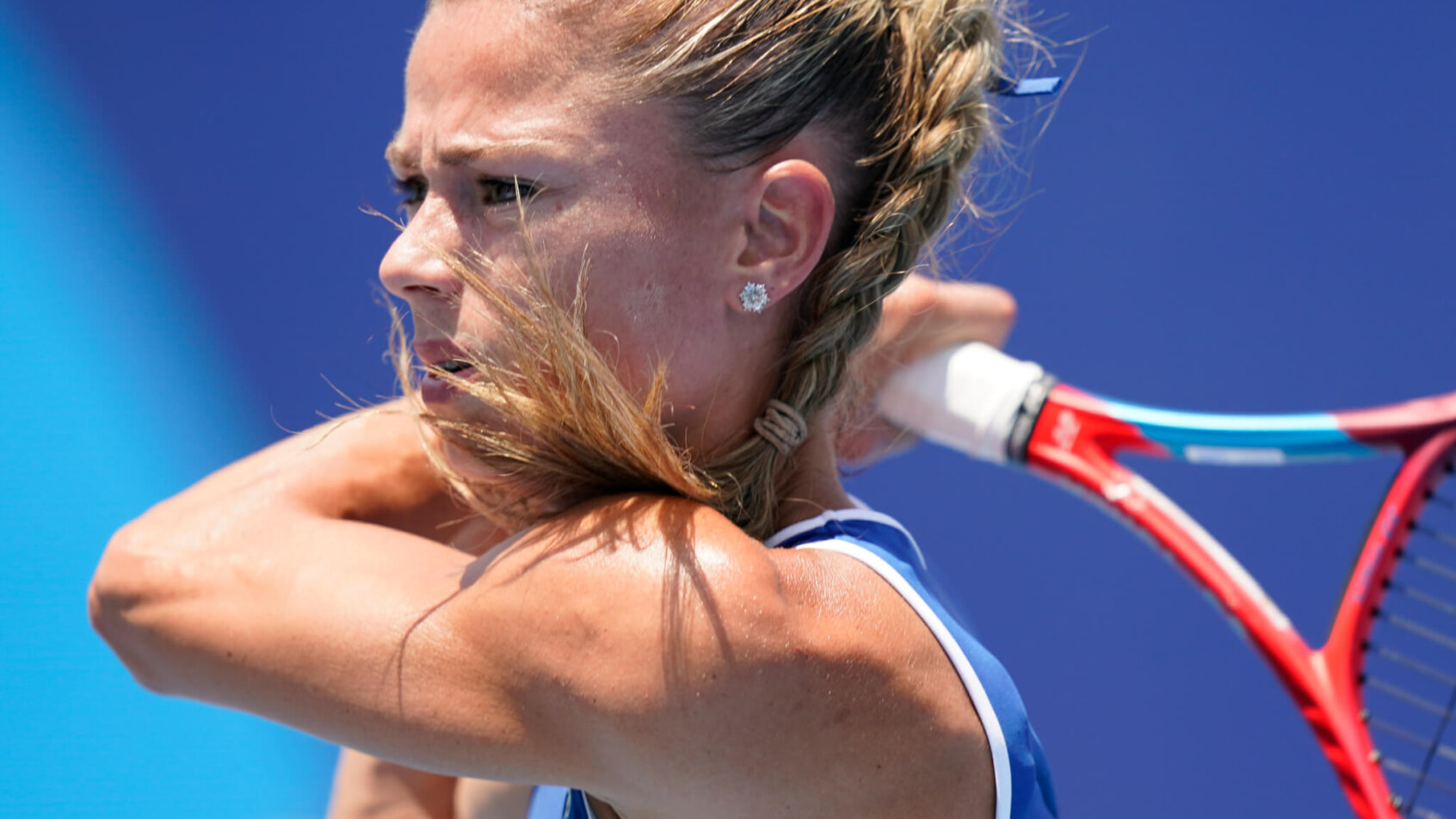 Camila Giorgi forehand swing