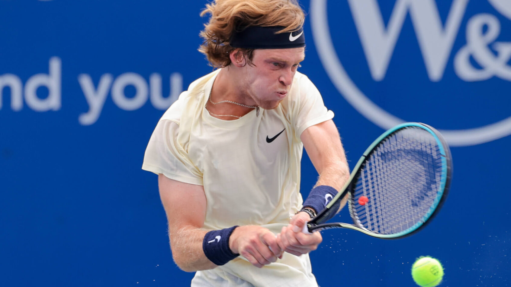 Andrey Rublev vs Benoit Paire