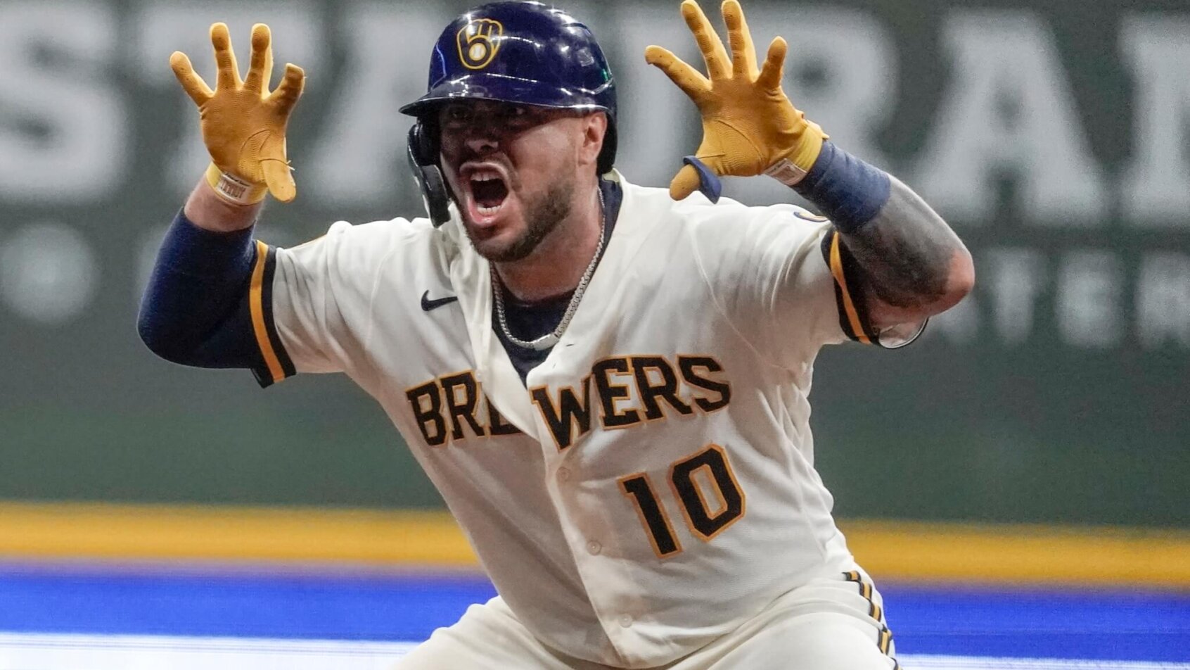 Omar Narvaez hyped celebration