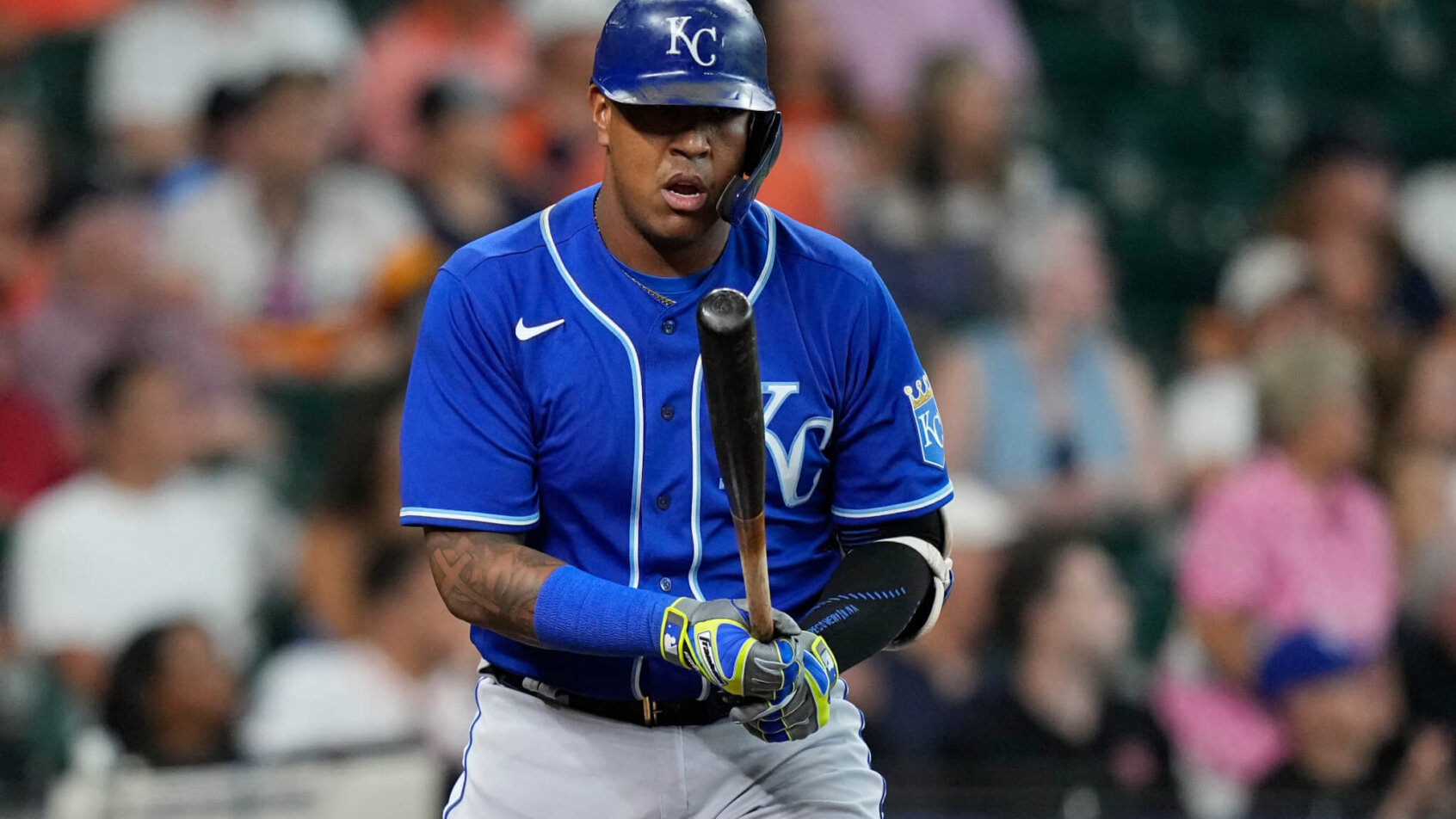 Salvador Perez home run reaction