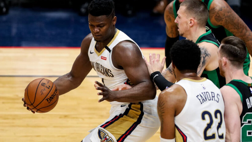 Zion Williamson making move in post