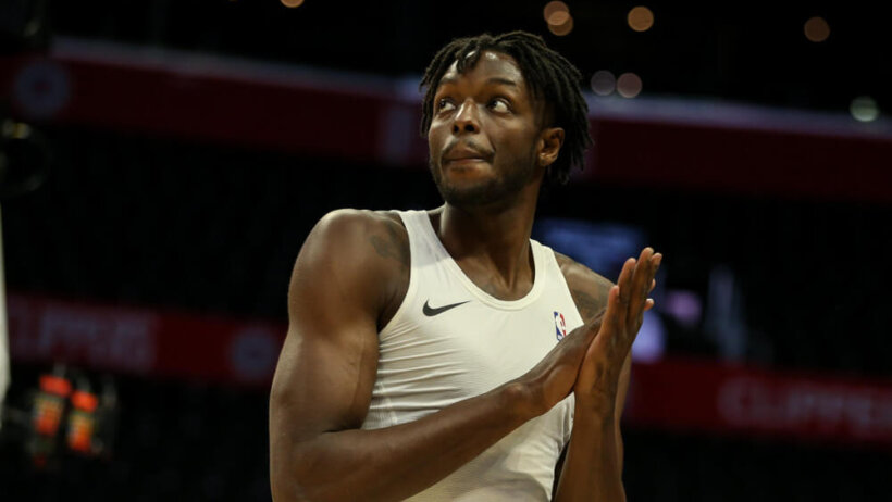 Jerami Grant warms up