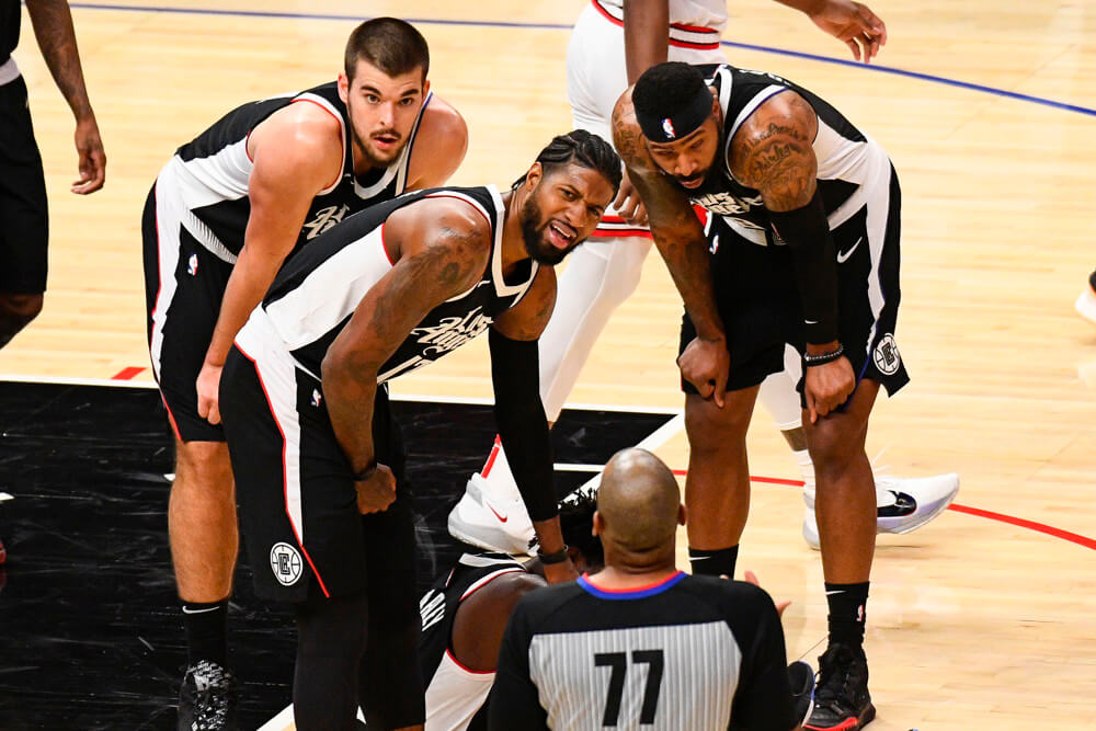 Paul George arguing