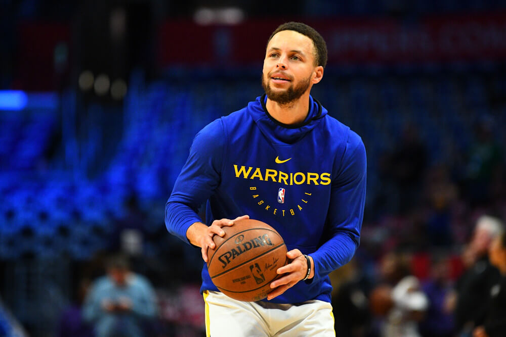 Steph Curry warming up before a game.