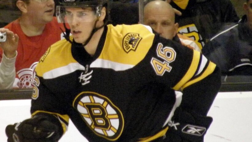David Krejci skating