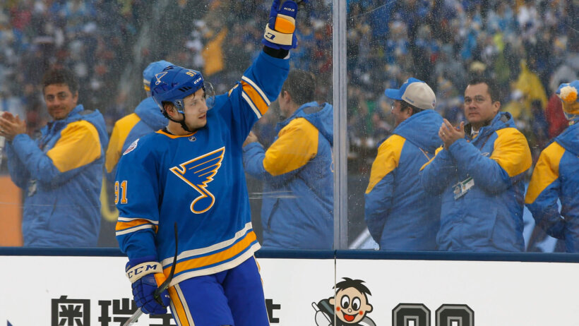 Vladimir Tarasenko celebrates, St. Louis Blues