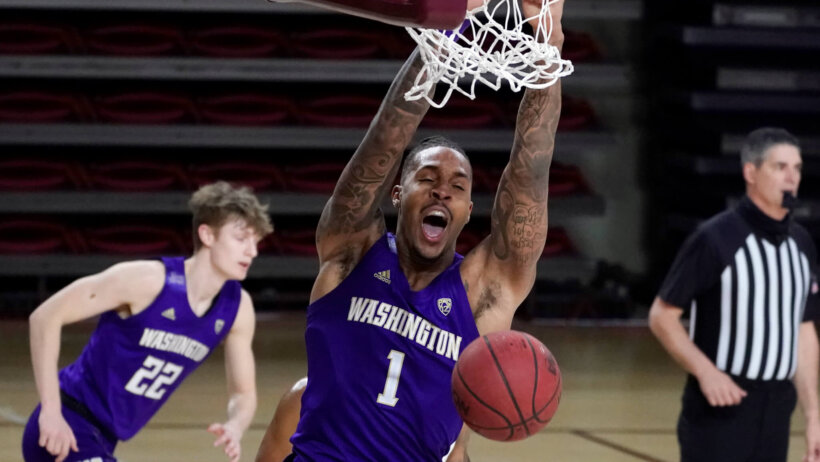 Washington Huskies forward Nate Roberts